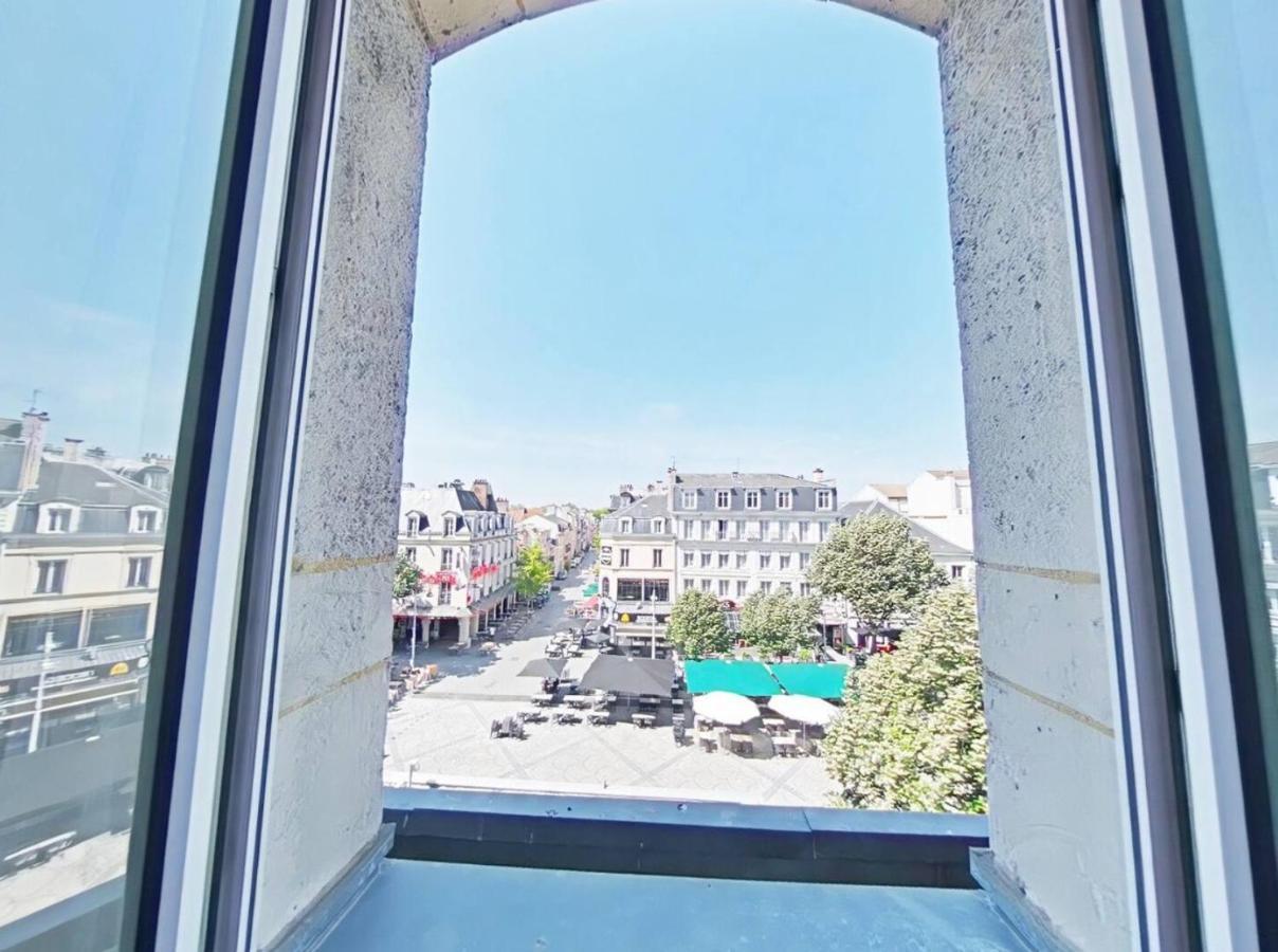 Logement Place D'Erlon Hypercentre Avec Balcon Apartment Reims Luaran gambar