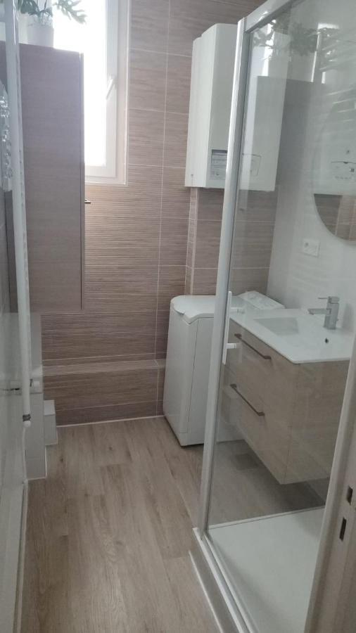Logement Place D'Erlon Hypercentre Avec Balcon Apartment Reims Luaran gambar