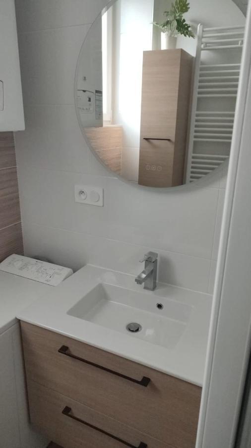 Logement Place D'Erlon Hypercentre Avec Balcon Apartment Reims Luaran gambar